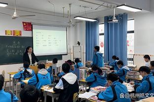 高效输出！字母哥半场13中8砍17分8板 正负值+9